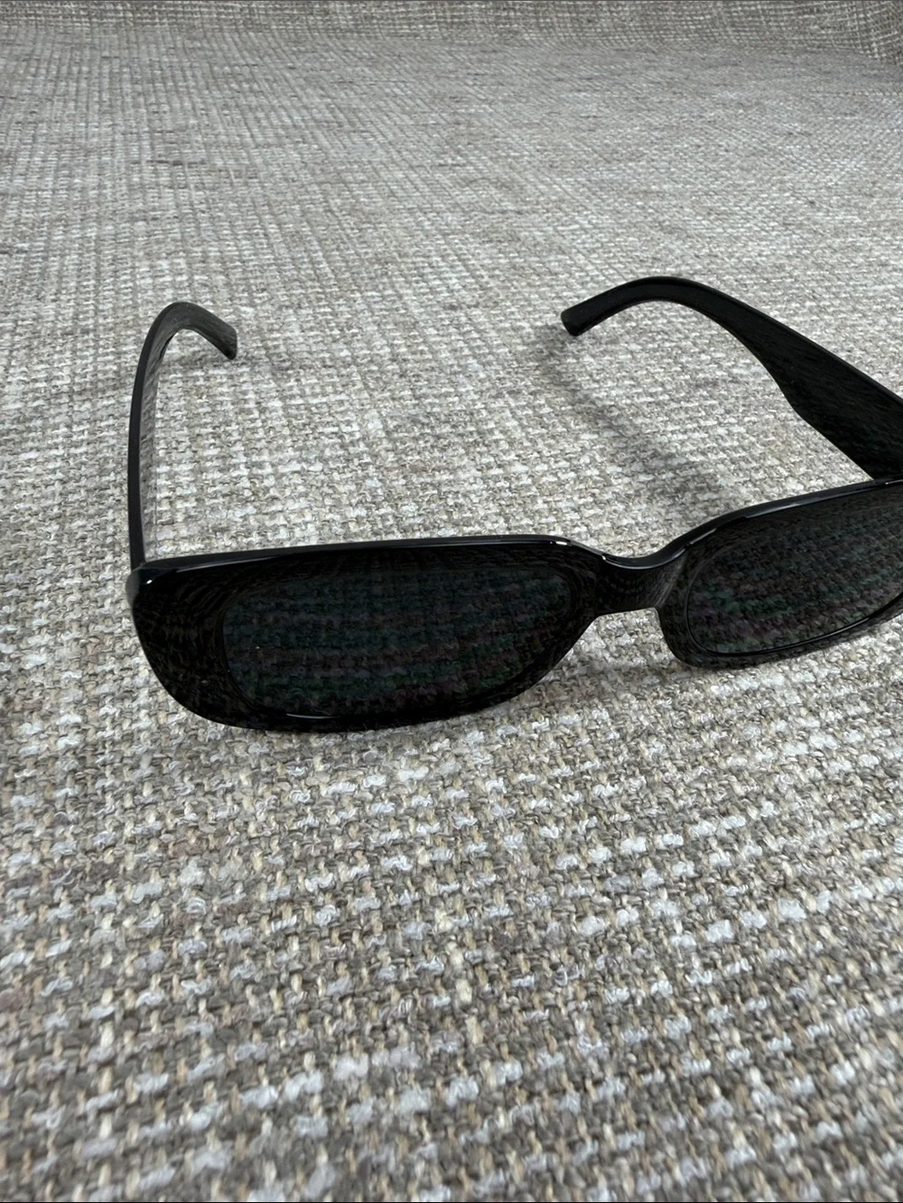 Classic Black Rectangular Women's Sunglasses